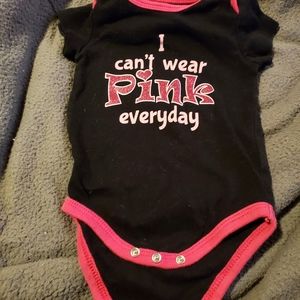Kidgets 6/9 months old baby girl onsie